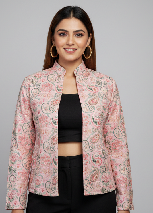 Elevate Your Look With This Stunning Women's Jacket