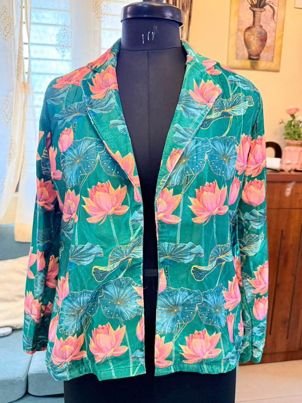 Velvet Edit: Lovely Lotus Emerald Green Velvet Jacket For Women